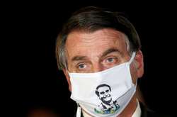 Суд зобов’язав президента Бразилії носити маску в громадських місцях
