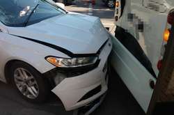 Ford врізався в автобус