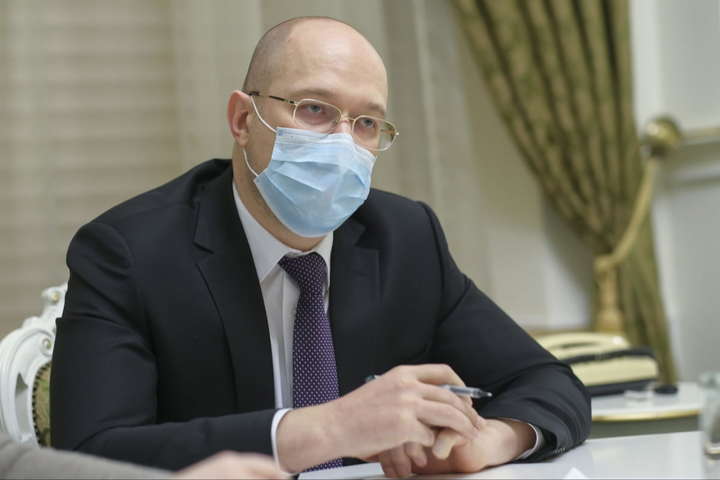 Шмигаль закликав українців носити маски, або знову буде «жорсткий карантин»