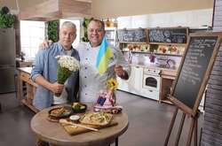 До Дня Конституції в програмі «Готуємо разом» - популярні страви української кухні