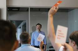 Партія «Голос» на з'їзді позбавила депутатських повноважень Вакарчука