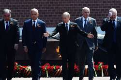 Президент Молдови Ігор Додон та президент РФ Володимир Путін