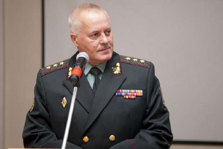 ДБР повідомило про підозру у держзраді начальнику Генштабу ЗСУ часів Януковича