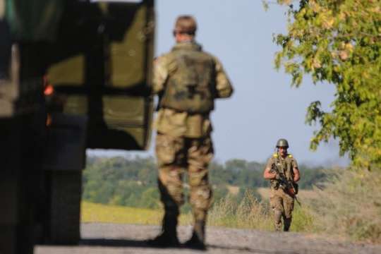 Російські окупанти двічі обстріляли позиці українських захісників із заборонених мінометів