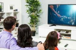 Головний рабин Києва: Багато успішних людей забороняють перегляд телевізора дітям