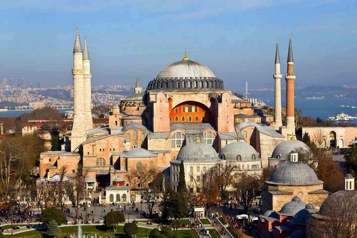 США попросили Туреччину не перетворювати видатний собор на мечеть