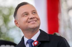 Наразі беззаперечним лідером залишається Анджей Дуда