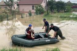За даними ДСНС, від повені постраждали більше 300 населених пунктів