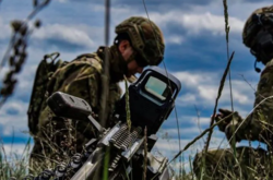 Двоє українських захисників зазнали поранень біля Новозванівки