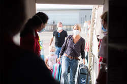 Українці, що подорожують з метою навчання або роботи, зможуть потрапити до країн ЄС 