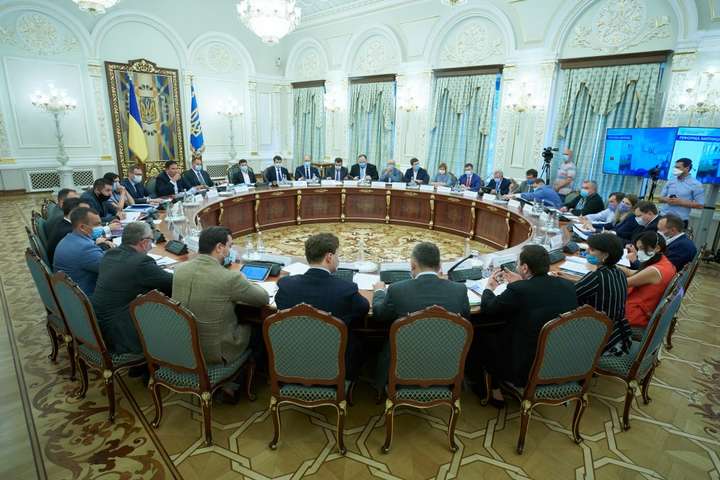 Нацрада реформ Зеленського провела 30 червня перше засідання - Зеленський вперше провів засідання Нацради реформ