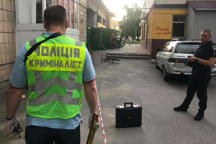 Невідомий влаштував стрілянину в Івано-Франківську, є поранений