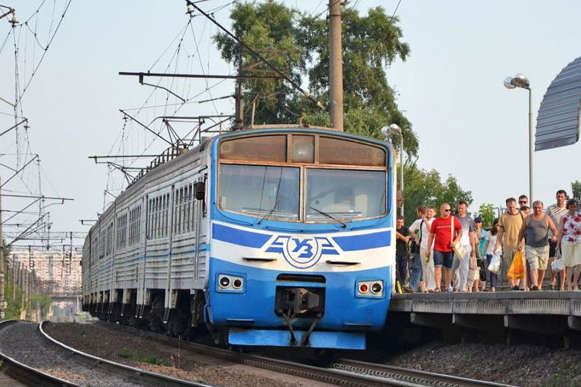 У Києві відновився кільцевий рух міської електрички: як курсуватимуть поїзди