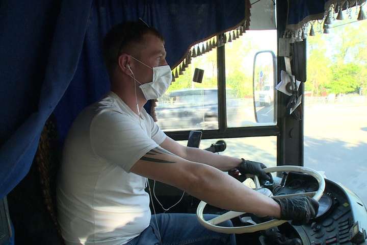 У Києві патрульні влаштували рейди маршрутками
