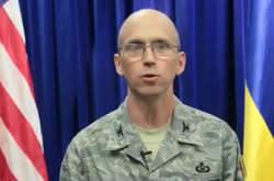    
 Аташе з питань армії і оборони посольства США в Україні полковник Томас Квін Воффорд 