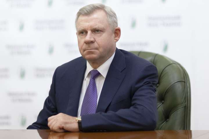 Голова Нацбанку Смолій подав у відставку через політичний тиск 