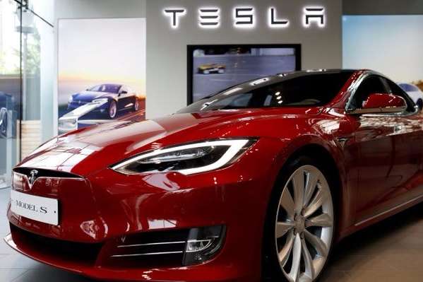 Tesla признана самым дорогим автопроизводителем в мире