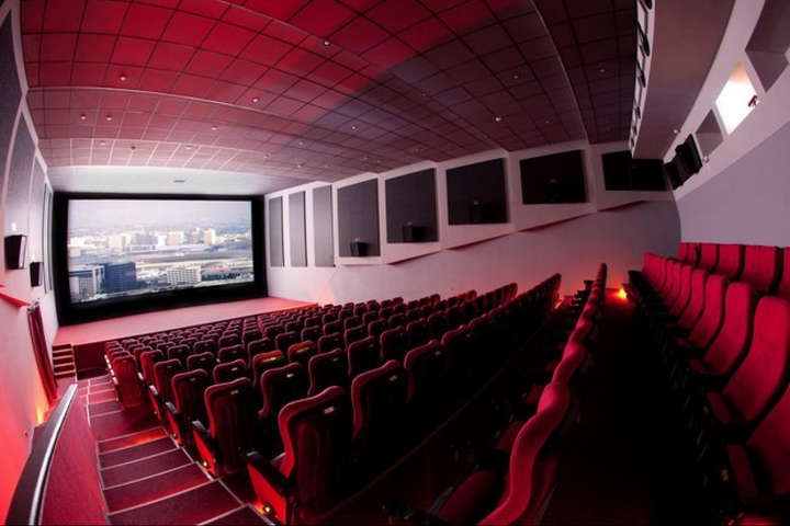 В Україні відсьогодні відновлюють роботу кінотеатри