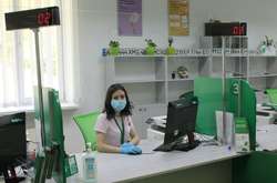 У Києві три сервісні центри МВС закрили через спалах коронавірусу