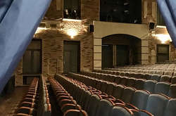 Київський національний академічний Молодий театр відновлює роботу