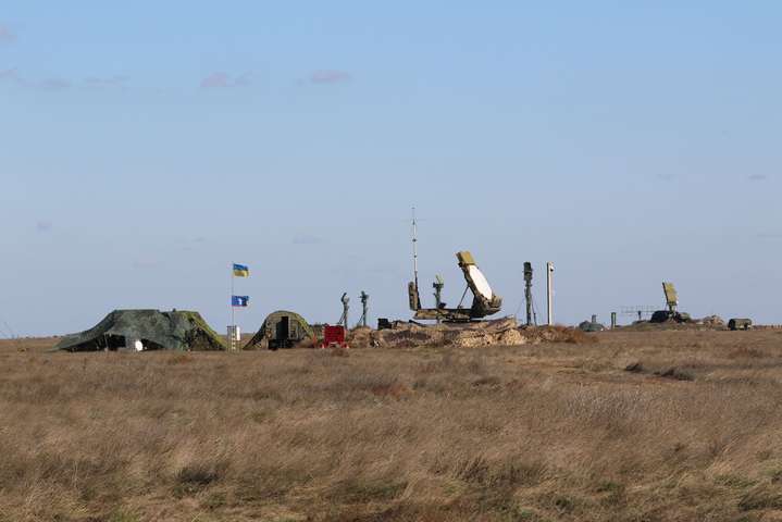 Через незаконні дії ДБР в повітряній обороні України більше доби була діра у сотні кілометрів,  – генерал 