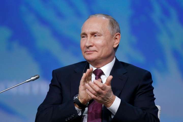 Путіна «обнулили»: поправки до російської Конституції вступили в силу