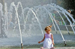 Как пережить экстремальную жару: медики дали советы