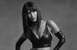  23-летняя супермодель Белла Хадид стала звездой стильного фотопроекта 
  