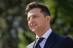 Що стосується зустрічі радників лідерів держав Нормандського формату 3 липня в Берліні, то Зеленський вказав, що поки не готовий її повноцінно коментувати