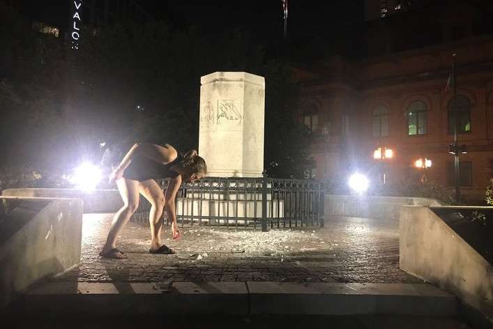 Протестувальники у США знесли черговий пам'ятник Колумбу
