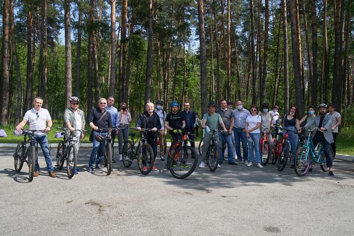 Держава заплатила за велозустріч Зеленського з представниками ЗМІ понад 40 тис грн
