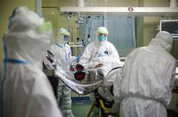 До столичних лікарень госпіталізували 13 пацієнтів, а решта перебуває на самоізоляції