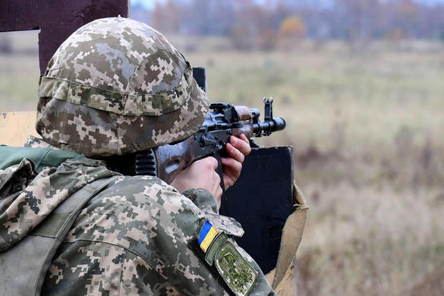 Українські військові за добу ліквідували вісьмох бойовиків