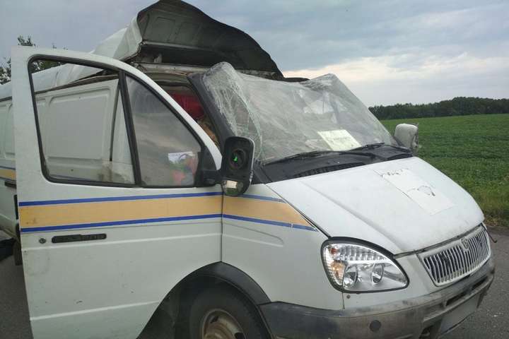 Бандити підірвали авто «Укрпошти» і викрали понад 2 млн грн
