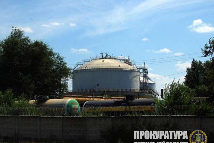 На Луганщині бойовик хотів підірвати хімічний завод