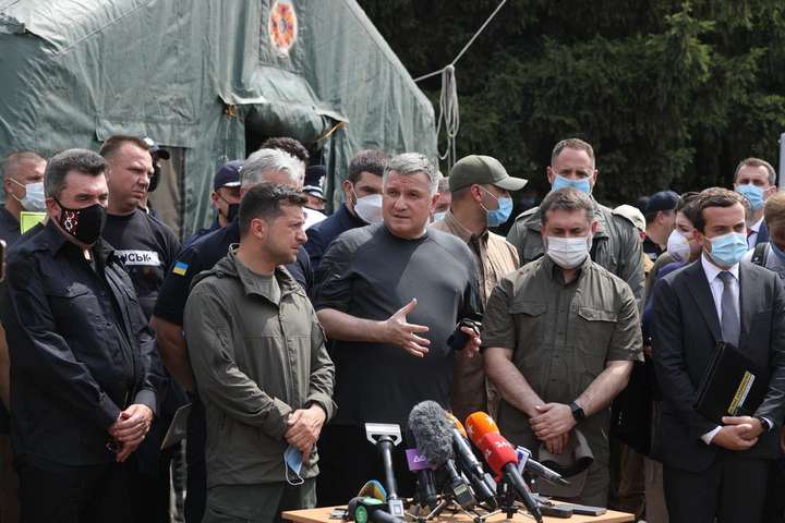 Зеленский анонсировал помощь жителям Луганщины, пострадавшим от пожаров