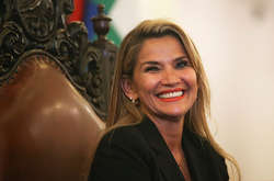 У Жанін Аньєс виявили коронавірус