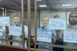 У Росії фігуранти бахчисарайської «справи Хізб ут-Тахрір» протестували в залі суду