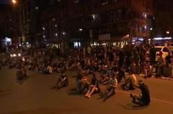 В Сербии уже три дня длятся протесты против карантина