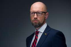 Арсеній Яценюк був прем’єр-міністром України у 2014-16 роках 