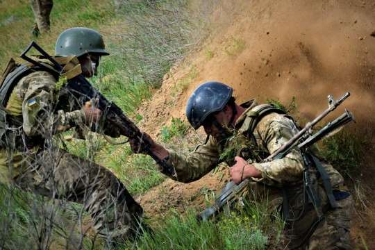 Російські найманці накрили мінометним вогнем українських військових: є поранені