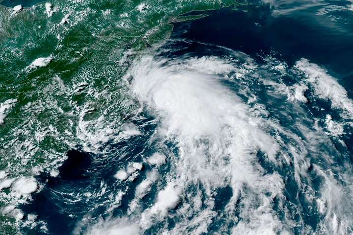 До берегів США рухається тропічний шторм Фей: є загроза затопленням міст