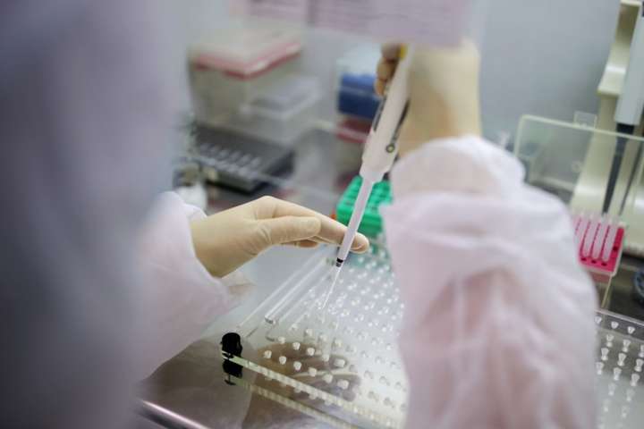 На заводі крабових паличок в Одеській області стався спалах коронавірусу