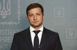 Зеленський просить Раду скасувати обмеження зарплат чиновників