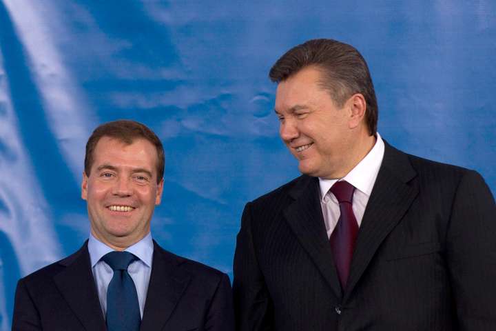 У казино з Медведєвим: ЗМІ дізналися, як Янукович відсвяткував 70-річчя
