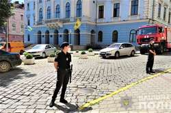 Поліція відкрила справу щодо масового «мінування» у Чернівцях