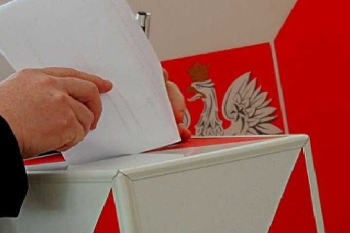 У Польщі стартував другий тур президентських виборів