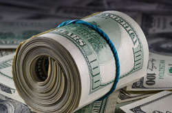  Експерти кажуть, що знову стало вигідно купувати валюту, а не продавати 