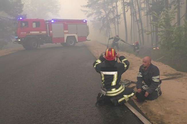 Пожежі на Луганщині: триває гасіння осередків тління у двох лісництвах
