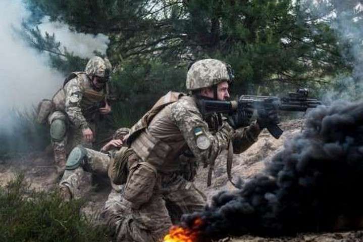 Українські військові за тиждень ліквідували 25 бойовиків на Донбасі 